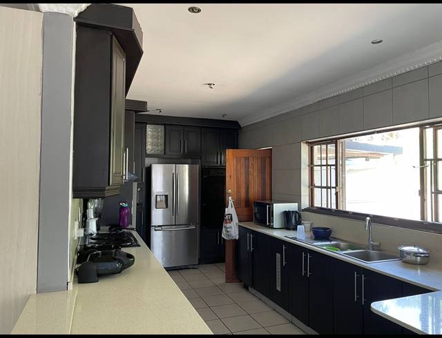 4 BEDROOM HOUSE FOR SALE IN WESTVILLE